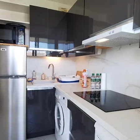 Daire Open, T2 42m2, 4 Personnes, Clim, Balcon, Piscine Fréjus