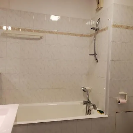 Open, T2 42m2, 4 Personnes, Clim, Balcon, Piscine Appartement *